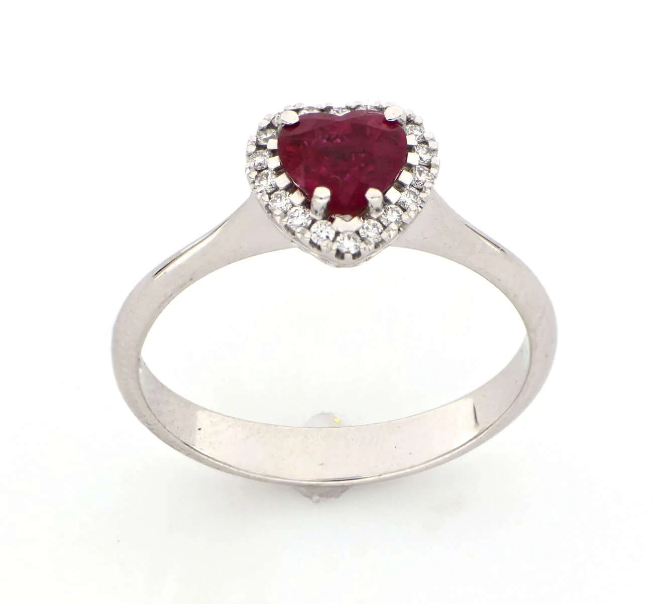 Anello a cuore in oro bianco diamanti e rubino ANCURU