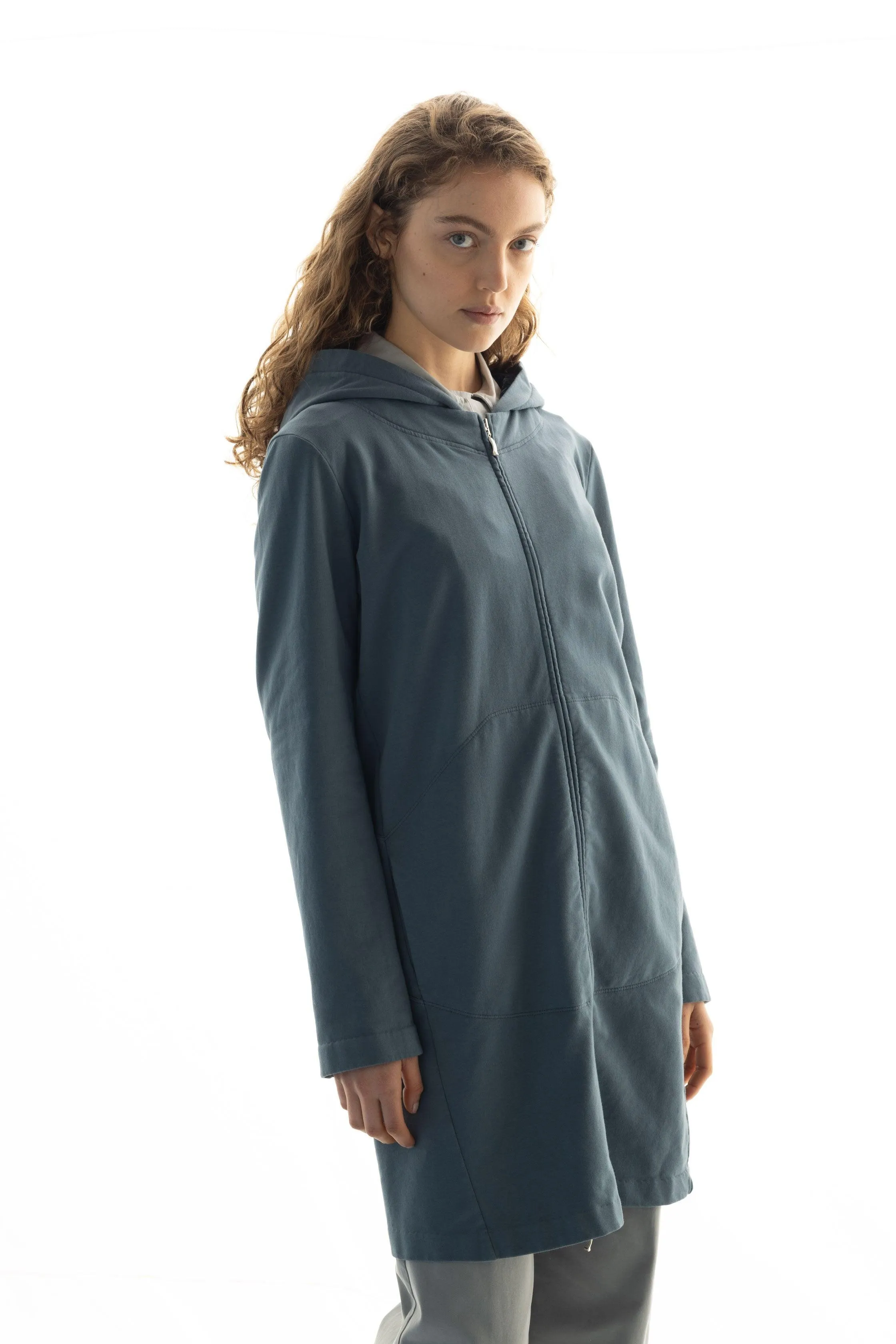 European Culture  ---------    ------------Felpa Over con Zip e Cappuccio 48TU 2250