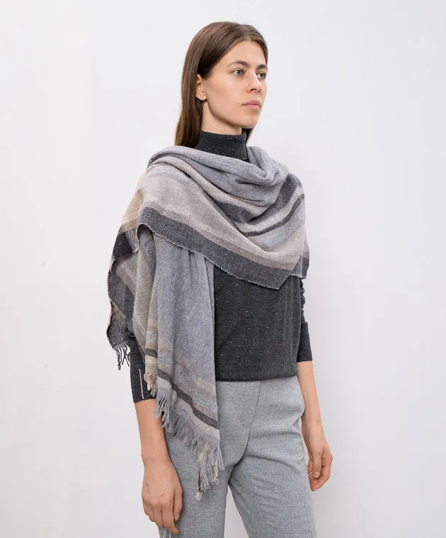 Peserico Stola grigia realizzata in lana con lurex S31480C0CC266
